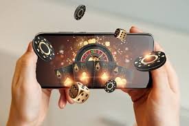 VIP Level ဆုများနှင့် Cashback Benefits ပြသနေသည့် robet777 VIP Program မြင်ကွင်း